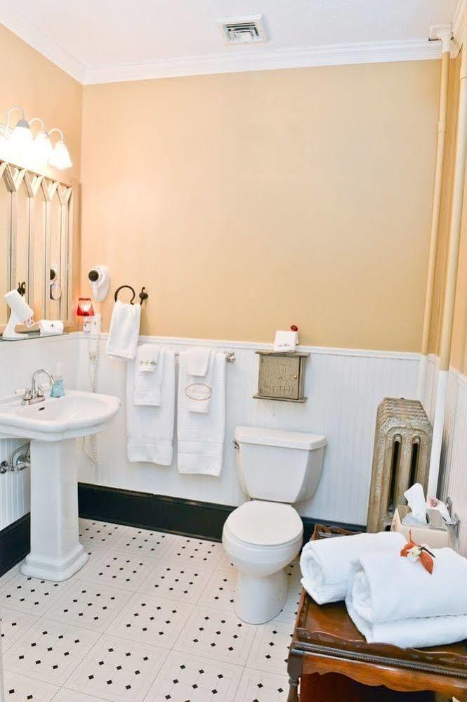 La Belle Auberge Wellsboro Dış mekan fotoğraf